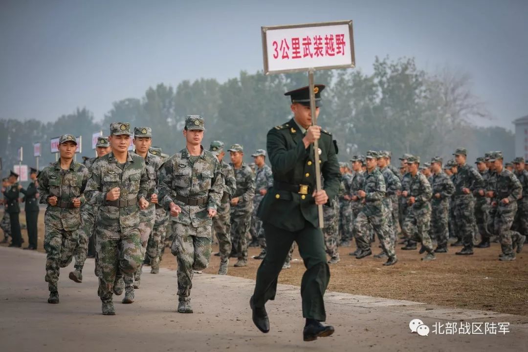包含激烈对决！两支劲旅在比赛中争夺头名的词条